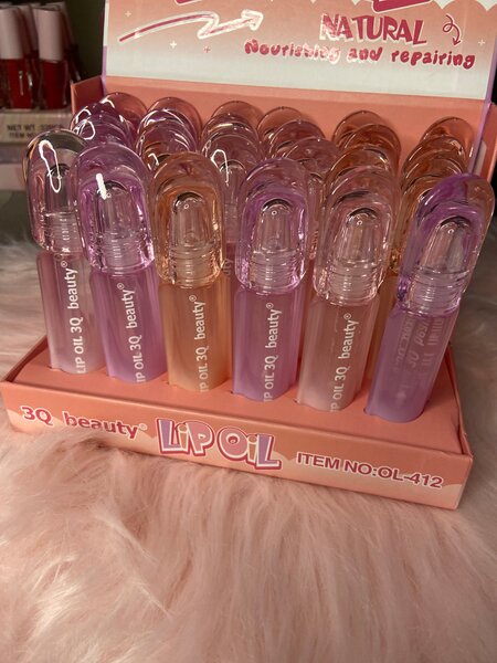 Gloss hydratant (2) à 1500f