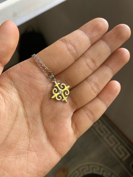 цепочка в национальном стиле