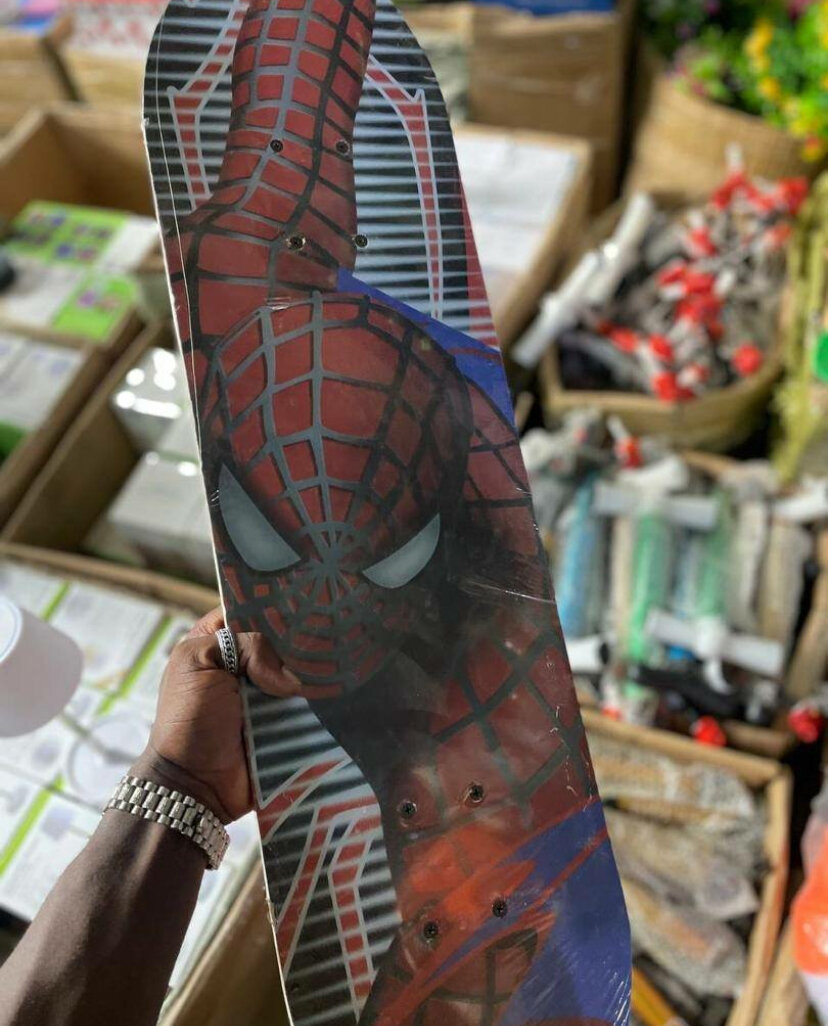 Skateboard héros pour enfants