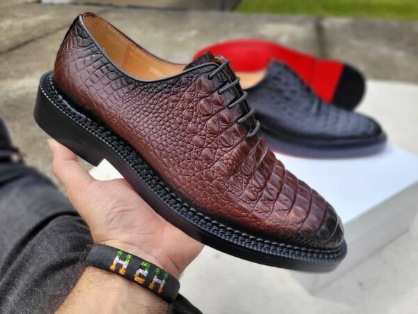 Chaussures élégantes en cuir