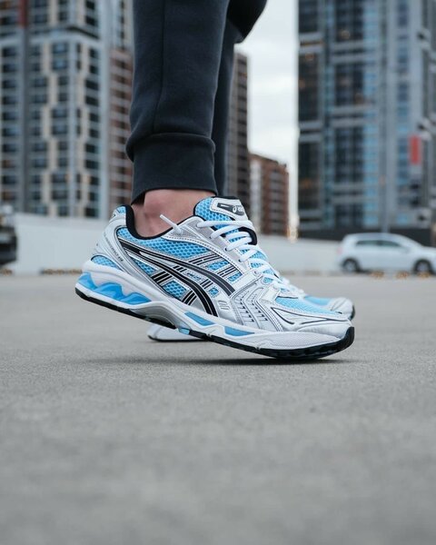 Sneakers de course légers Asics