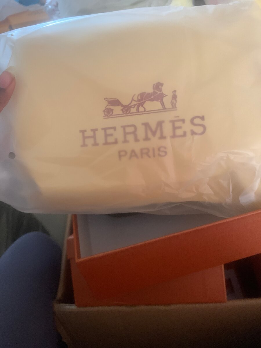 Sac à main en cuir noir élégant