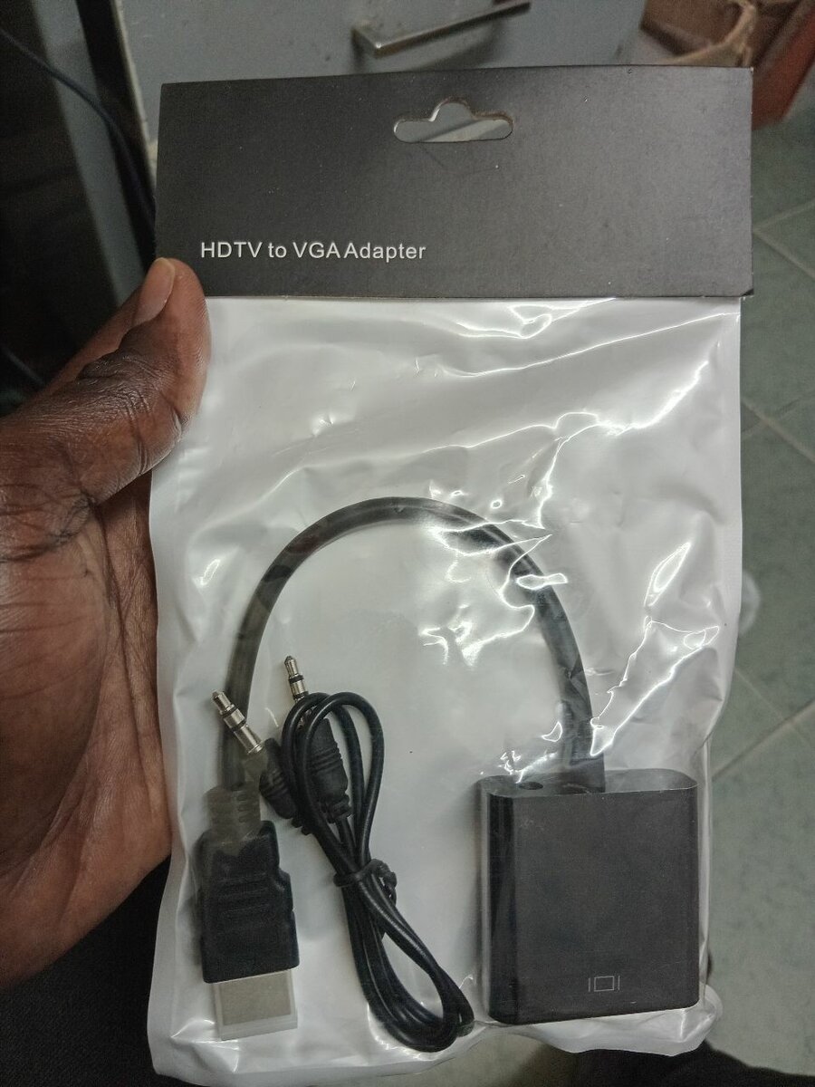 Adaptateur HDMI à VGA