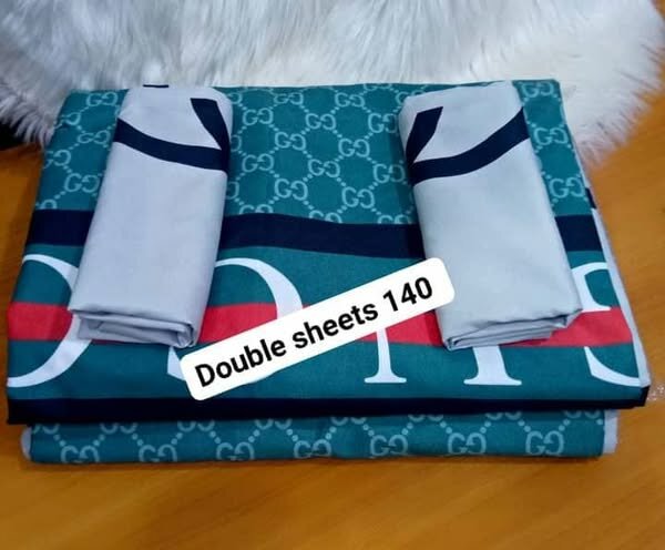 100% cotton sheets with print. Double size 