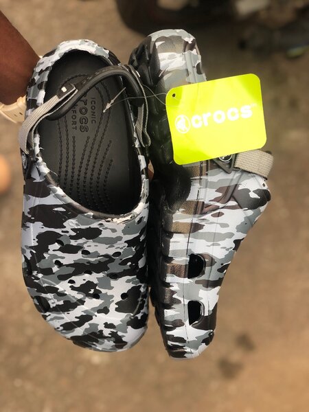 Sabots camo Crocs unisex