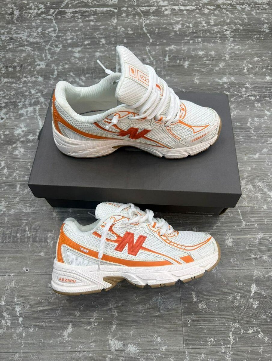 Baskets New balance 740