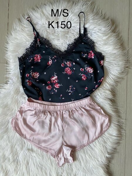 Beautiful and comfortable hot women's lingerie