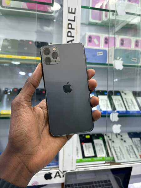 11 pro max 64go Casi retour