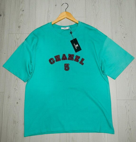 T-shirt vert Chanel 5