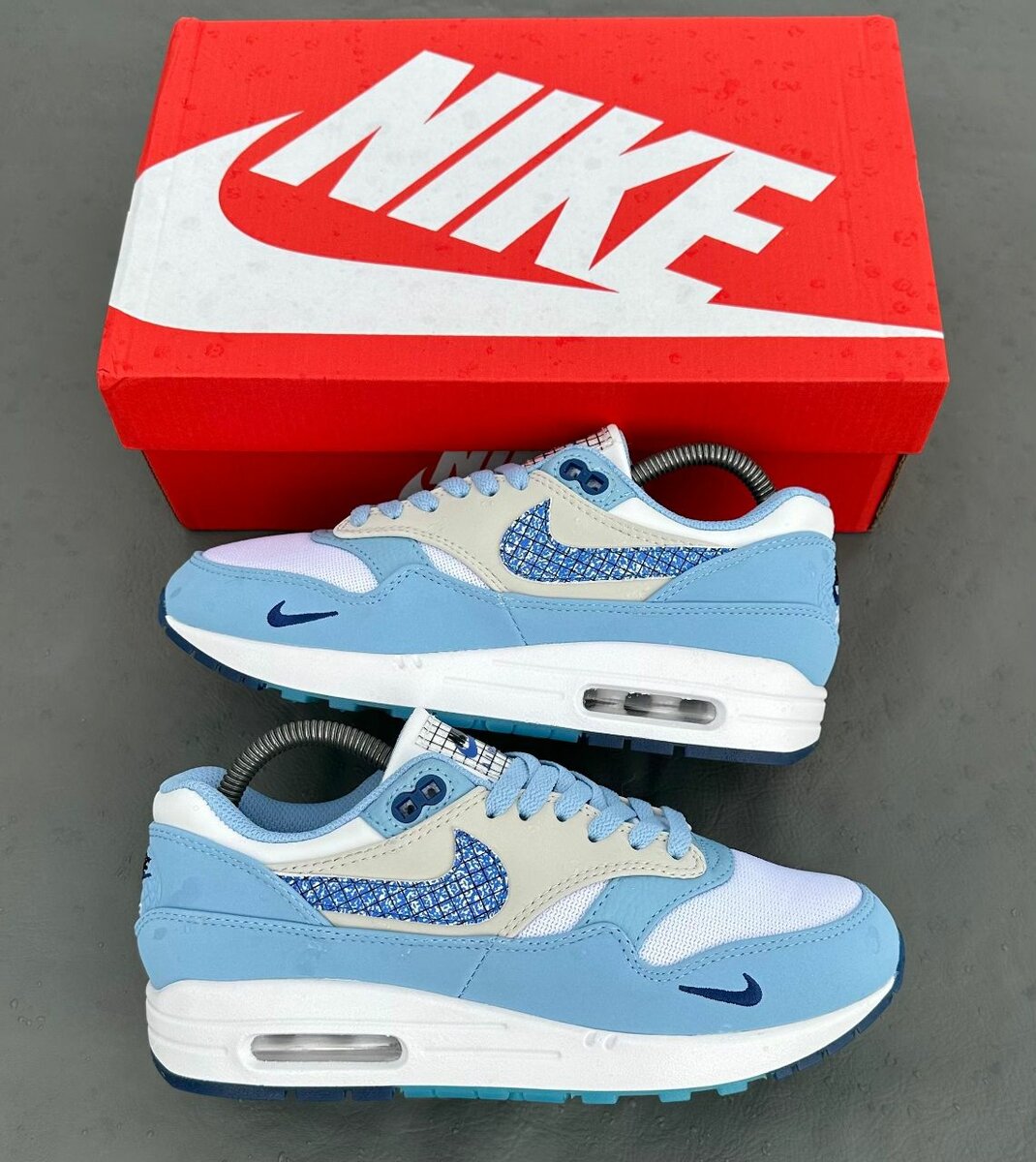 Sneakers Nike Air Max modernes
