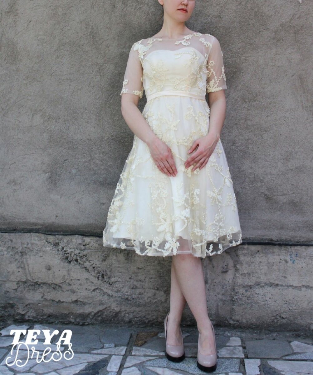 Короткие вечерние платья