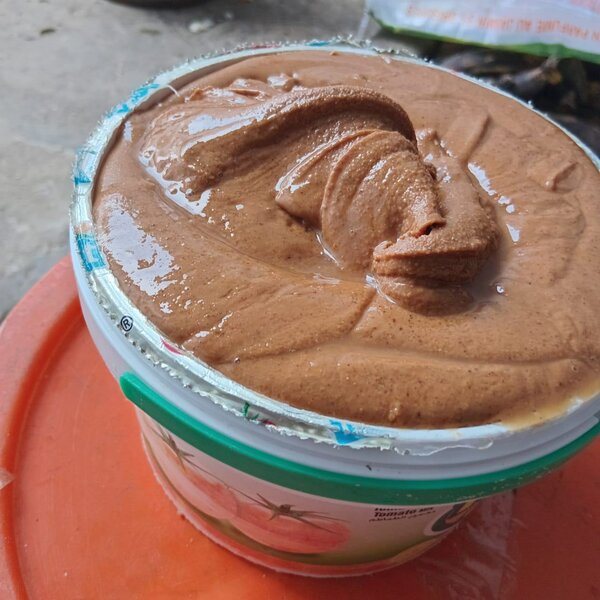 Pâte d'arachide