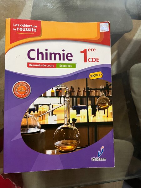 Livre Chimie 1ère CDE