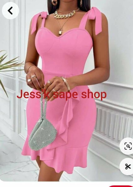 Robe rose rayonnante