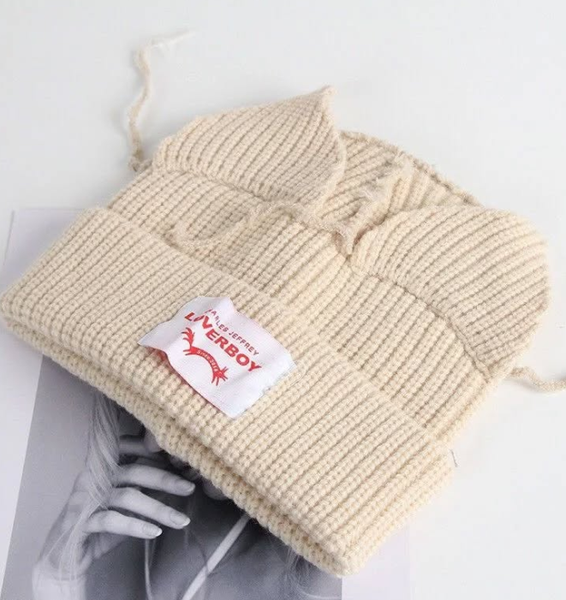 Шапочки loverboy😍