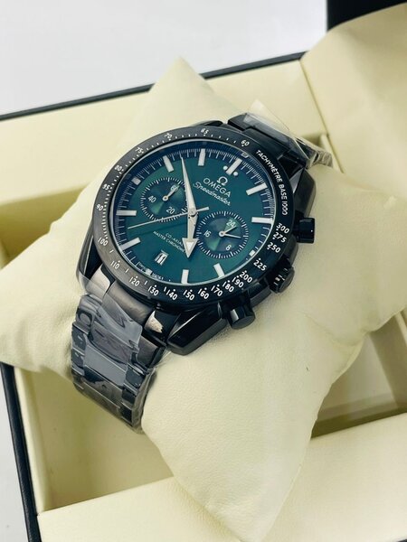 Montre chronographe élégante