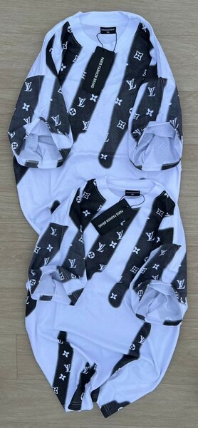 T-shirt motif designer unisexe