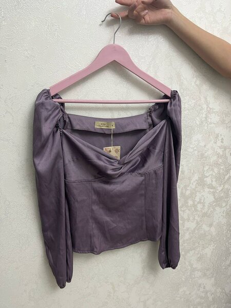 Блузка новая ! Отдам за 400сом