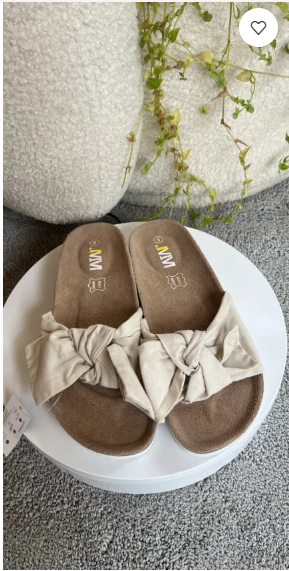 Cookie beige slides