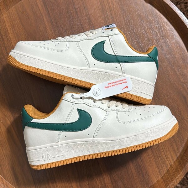 Baskets Air classiques blanches