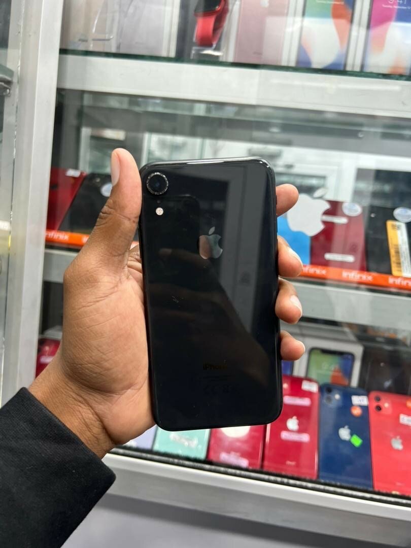 iPhone XR 64go quasi neuf