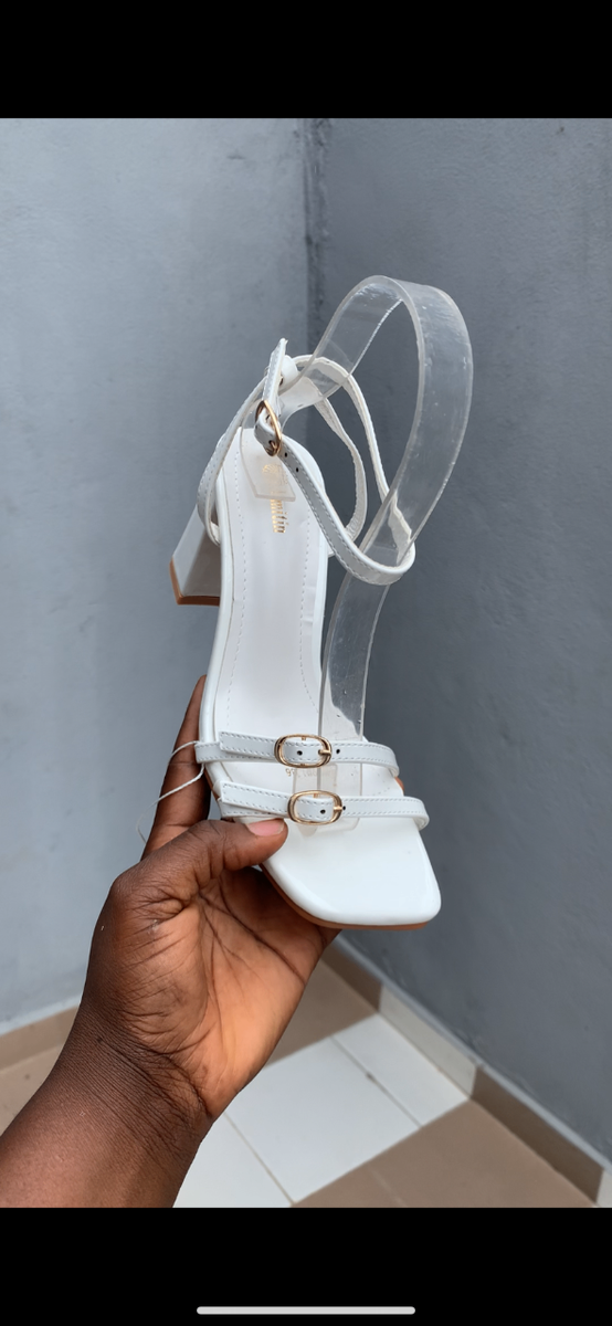 Sandales à talons élégantes