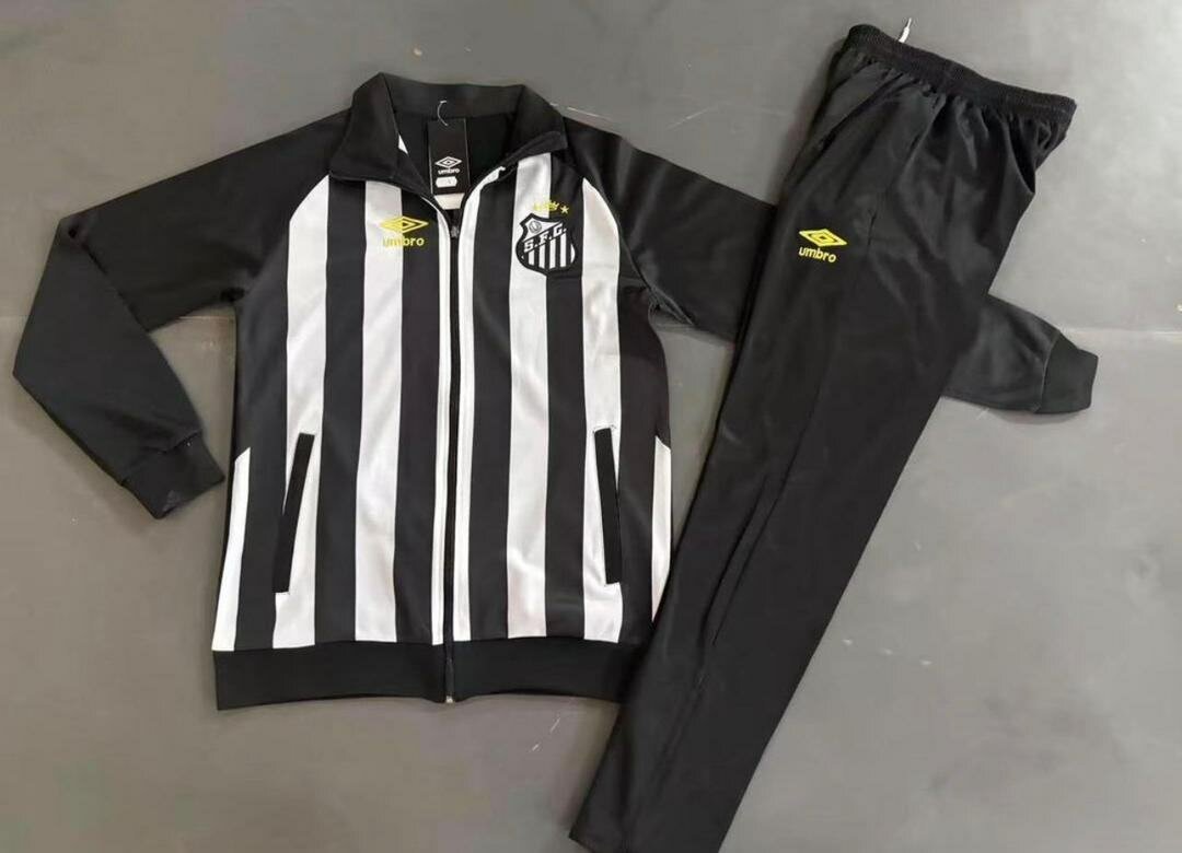 Survêtement de football noir et blanc