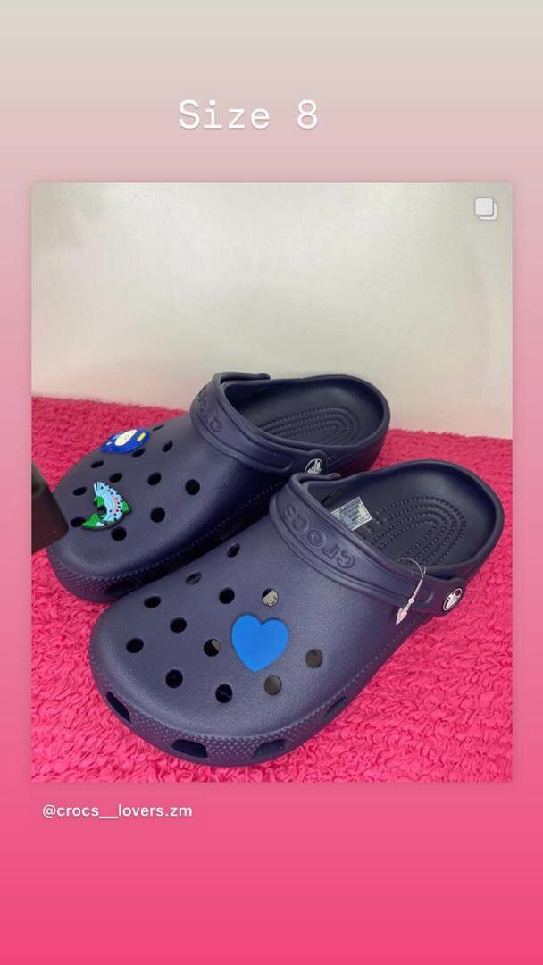 CLASSIC CROCS