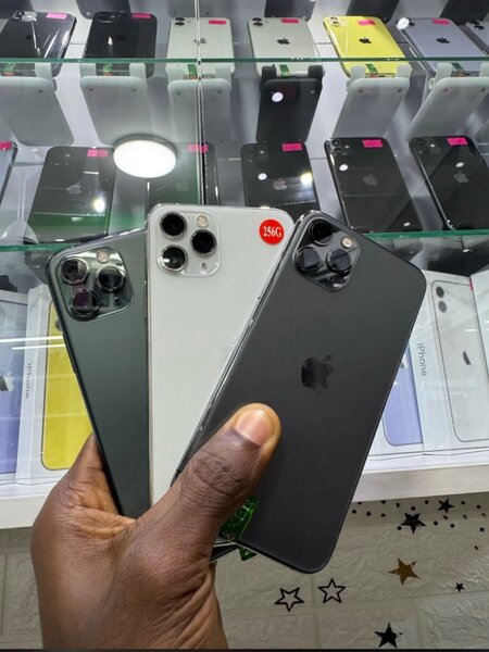 iPhone 11 Pro Max Uk