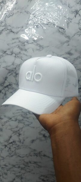 Casquette blanche Alo