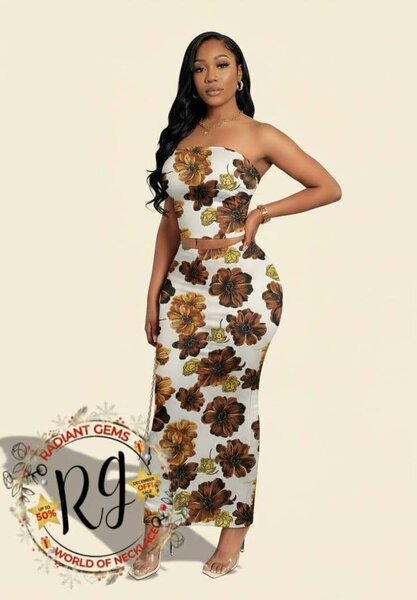 Robe florale élégante d'été