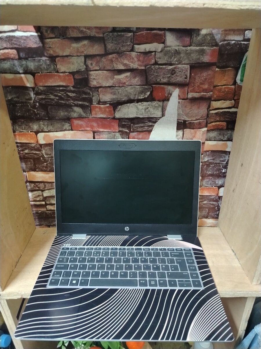 HP PROBOOK i3 8th 8go ram 256G