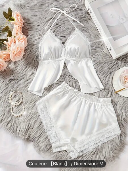 Ensemble de lingerie satiné