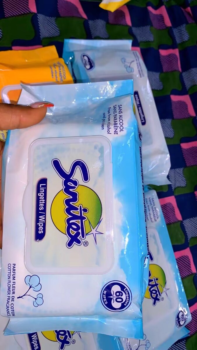 Lingettes humides Sanitex bebe