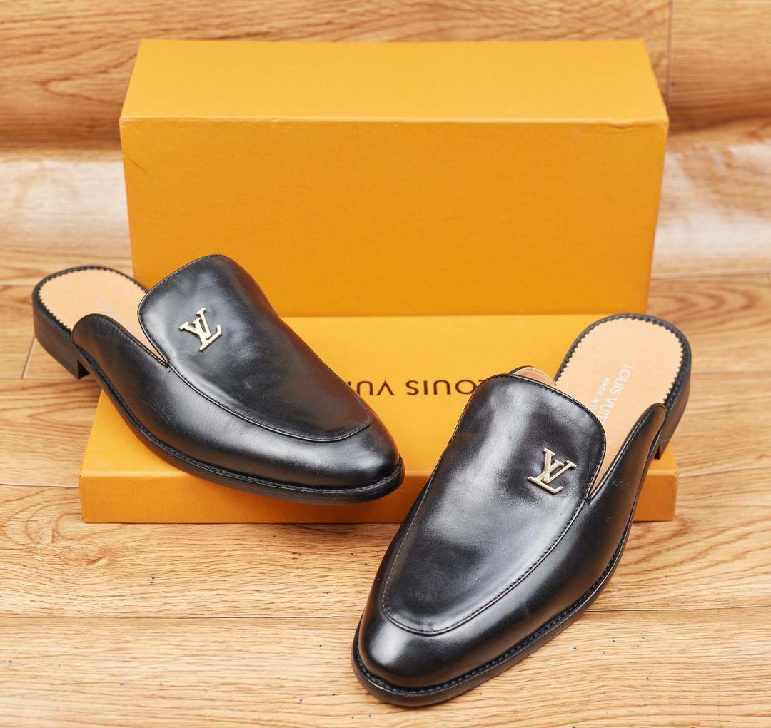 Mocassins élégants en cuir LV