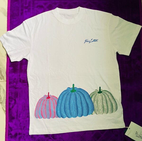 T-shirt graphique tendance