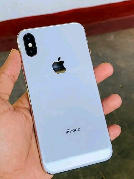 iPhone X 64GB Argent