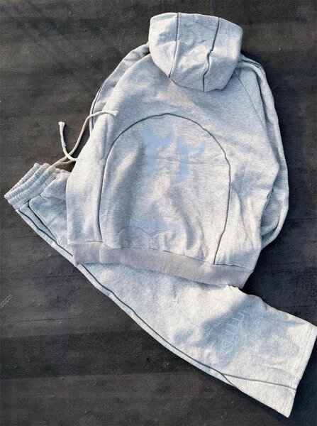 Ensemble de survêtement stylé