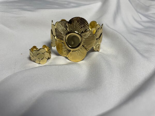 Set bracelet et bague fleur dorée