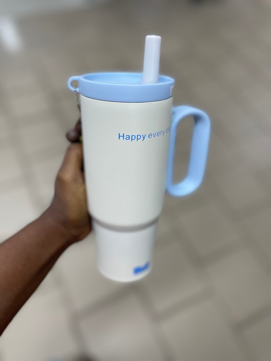 Gobelet Isotherme avec Paille