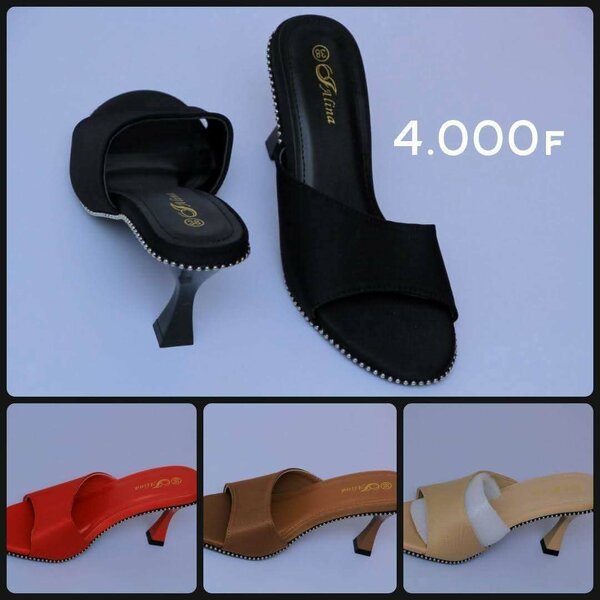 Mules à talons perlés