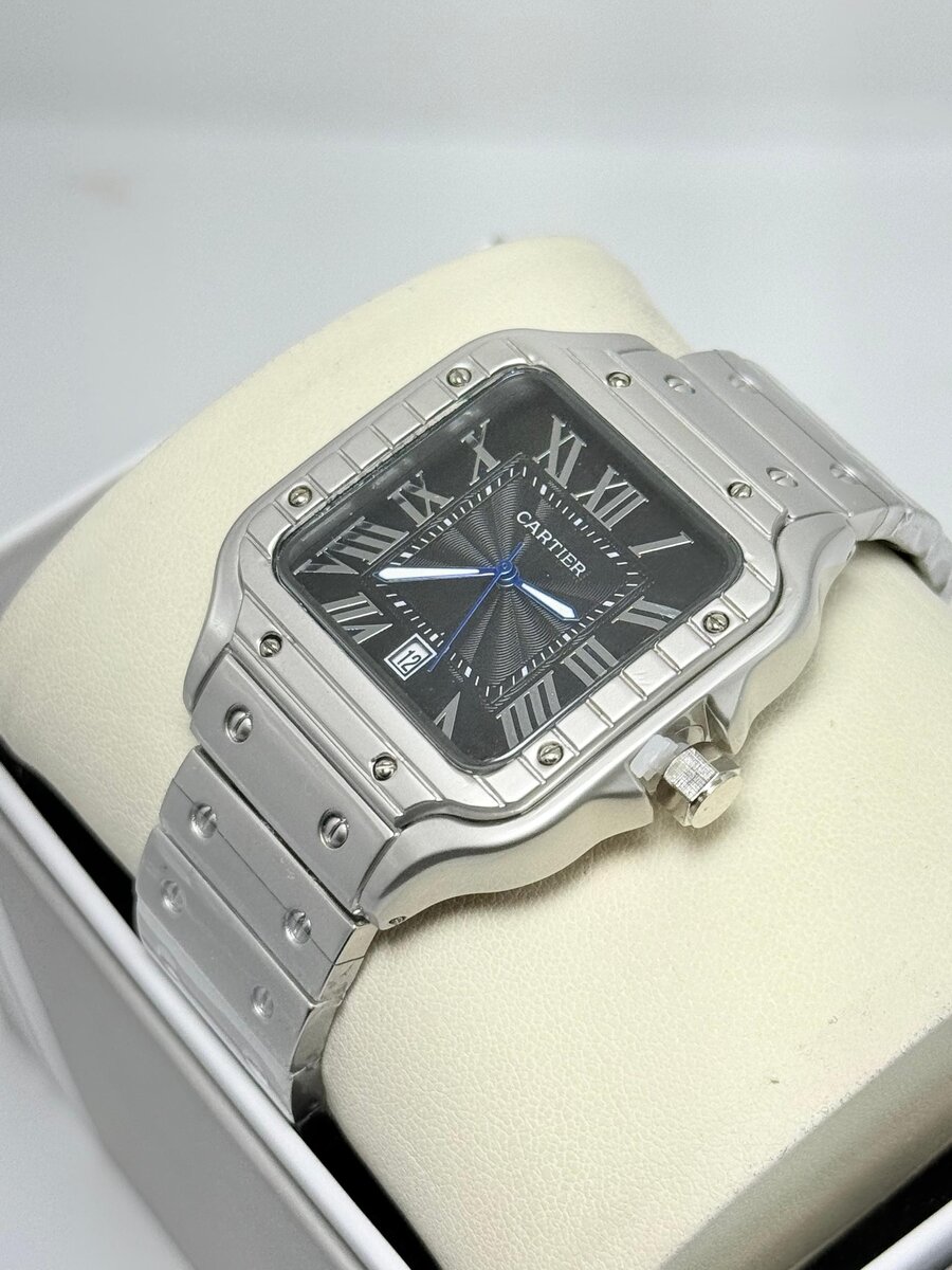 Montre Cartier Santos élégante