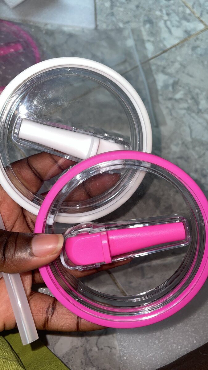 Couvercles étanches pour gobelets