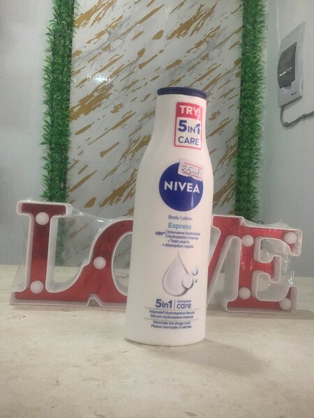Lotion Corps Nivea Express