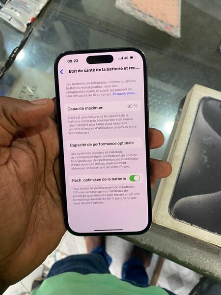 iPhone 14 pro 256 Go