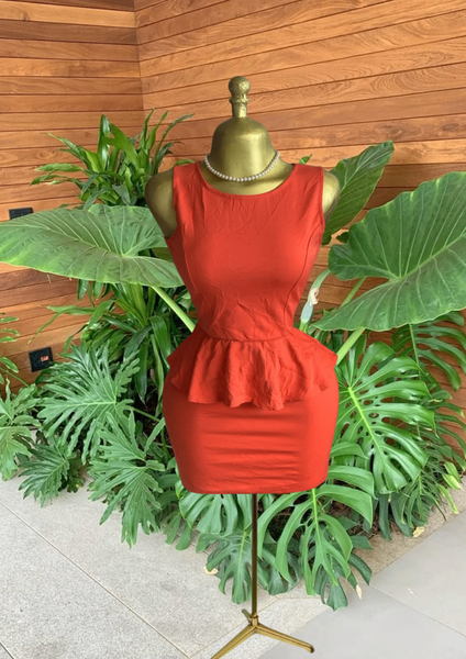 Robe rouge élégante