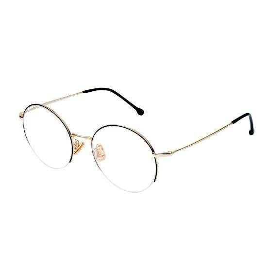 Eye glassess