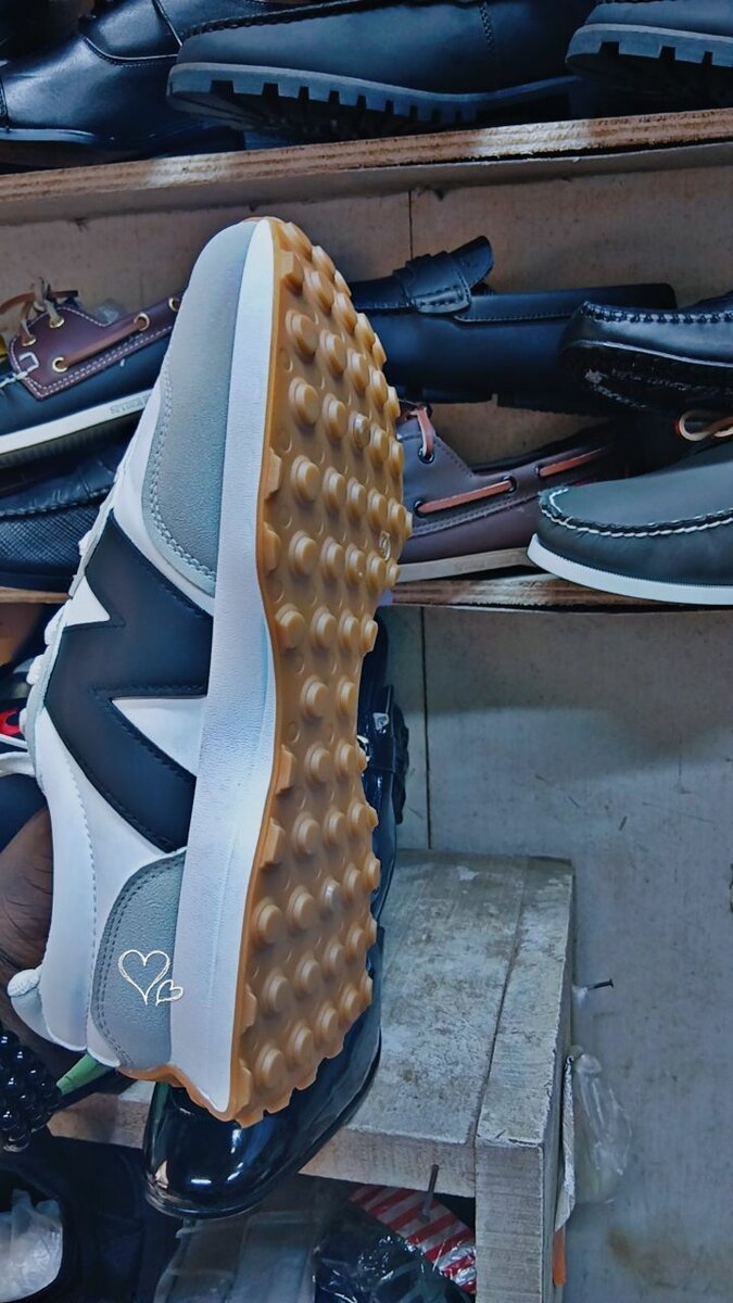 Baskets mode hommes confortables