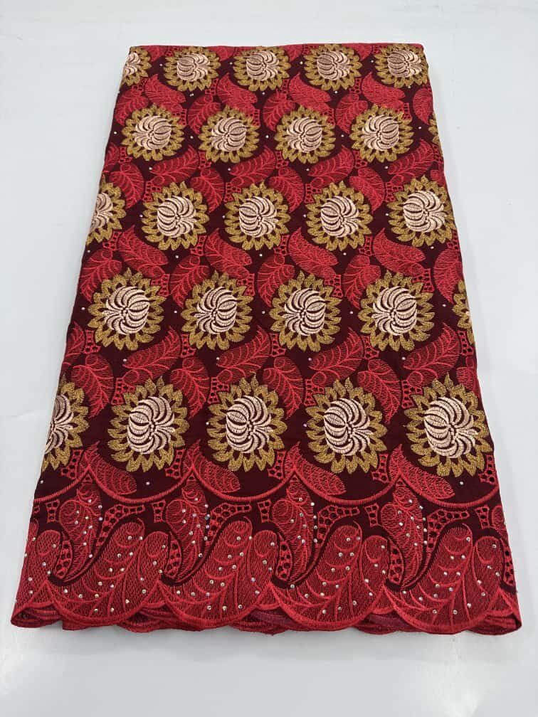 Tissu en dentelle floral coloré