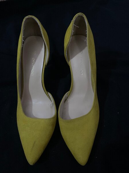 Escarpins Jaune Élégants